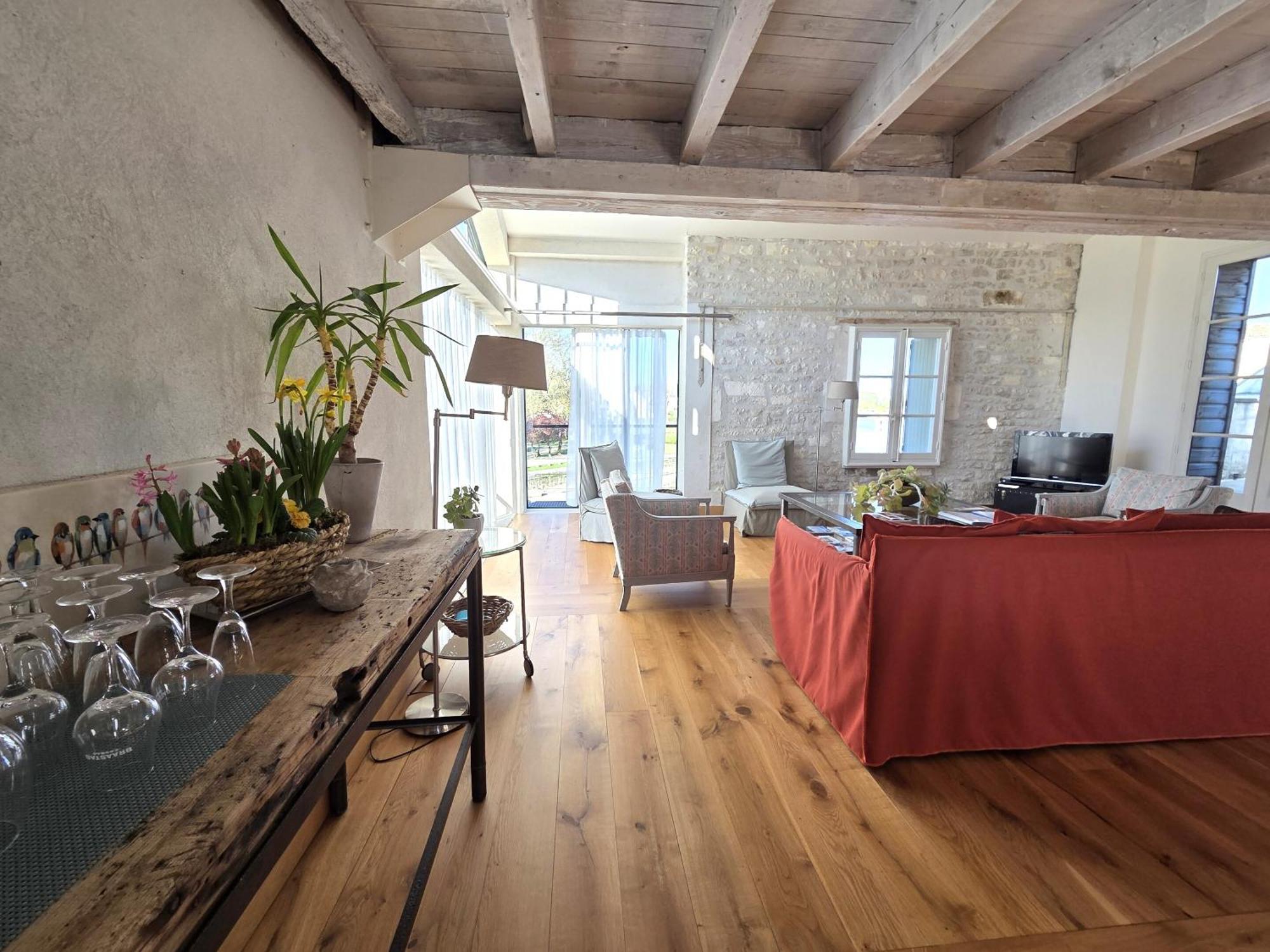 ジャルナックQuai 3 Loft Moderne Et Lumineux Les Pieds Dans L'Eauアパートメント 部屋 写真